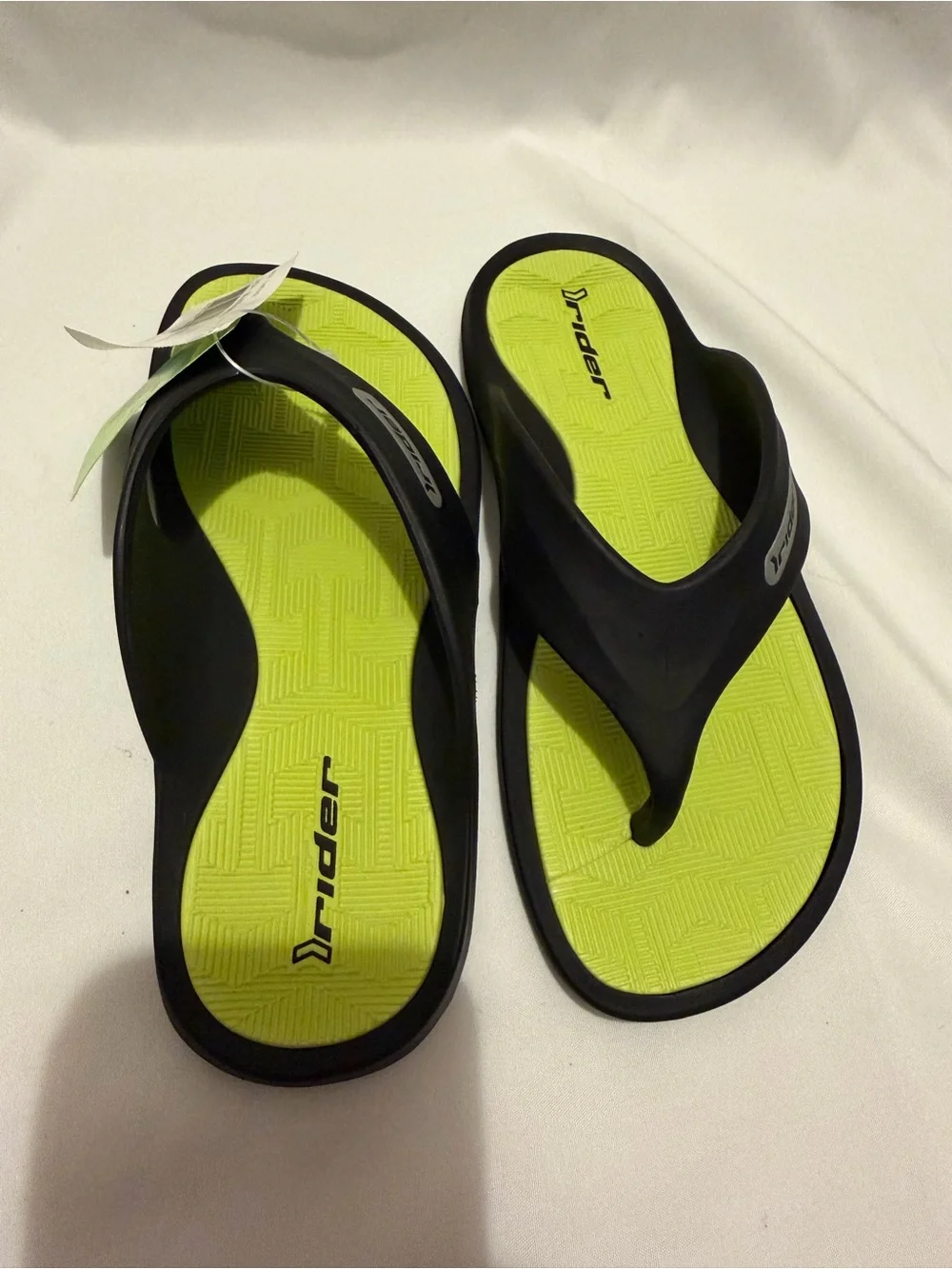 Rider Cape II KI Kids Flip Flops Size 2 Youth Black Green NWT Deadstock